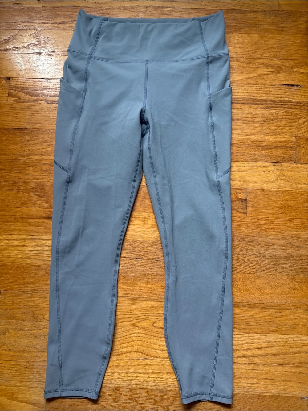 Fabletics Women’s High-Waist Dust Blue Gray Active Leggings Size M